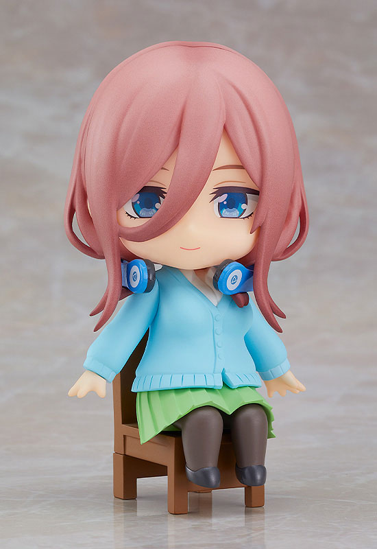 anh miku nakano