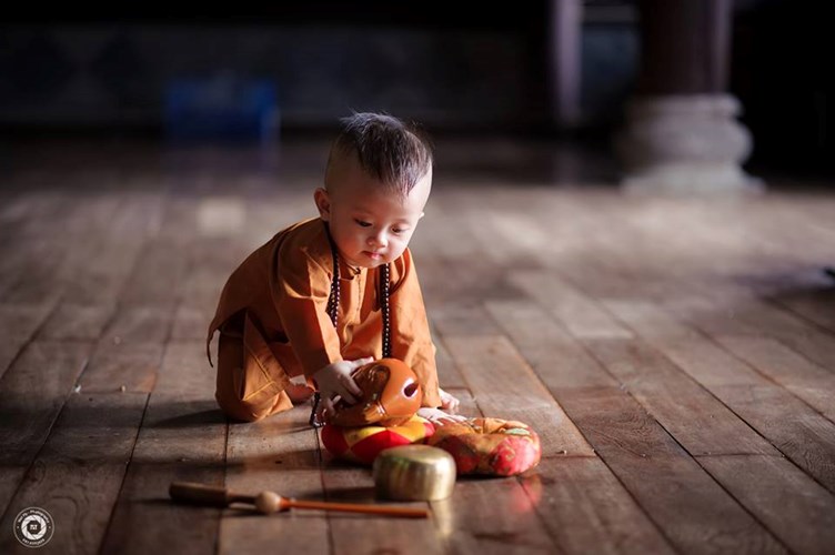 ảnh Ch&uacute; Tiểu Niệm Phật 0053