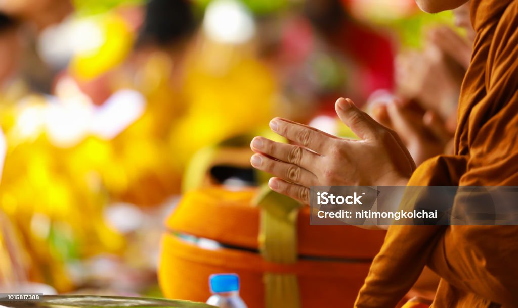 h&igrave;nh ảnh cầu nguyện Phật 0082