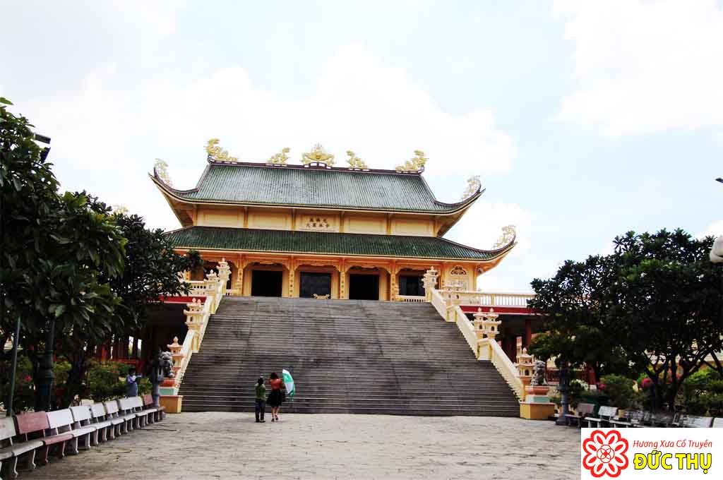 h&igrave;nh ảnh của ch&ugrave;a Vạn Phật 0049