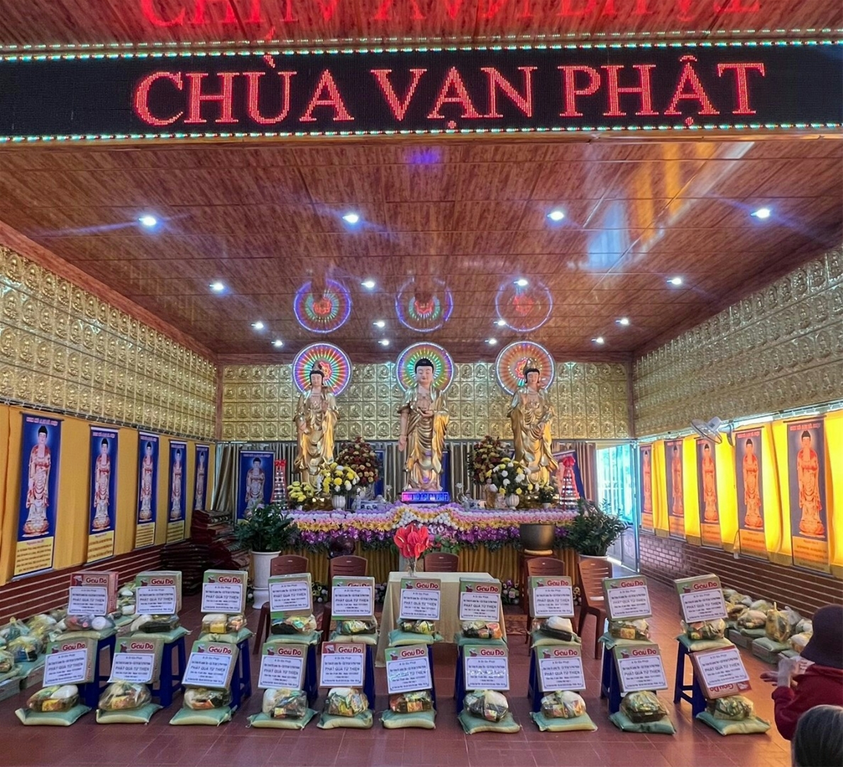 h&igrave;nh ảnh của ch&ugrave;a Vạn Phật 0093