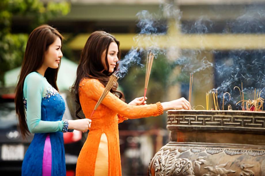 h&igrave;nh ảnh đi ch&ugrave;a lễ Phật 0022