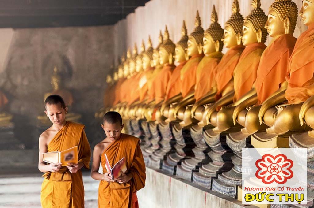 h&igrave;nh ảnh đi ch&ugrave;a lễ Phật 0046