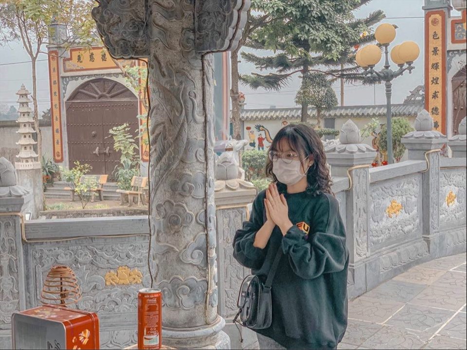 h&igrave;nh ảnh đi ch&ugrave;a lễ Phật 0059