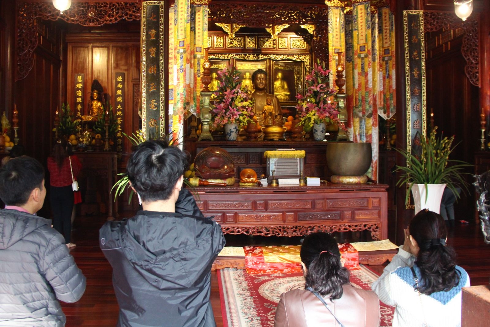 h&igrave;nh ảnh đi ch&ugrave;a lễ Phật 0064