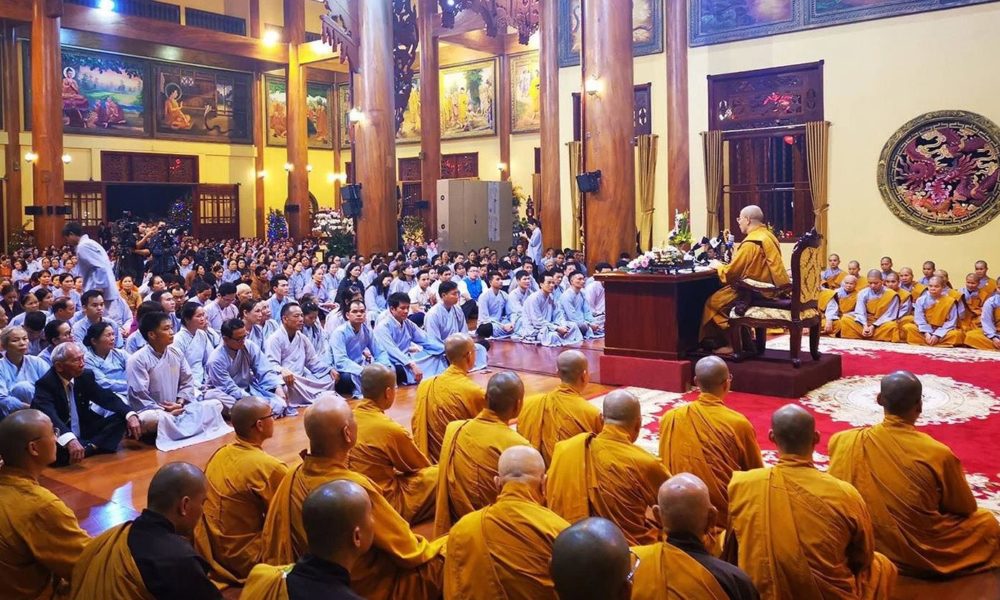 h&igrave;nh ảnh đi ch&ugrave;a lễ Phật 0073