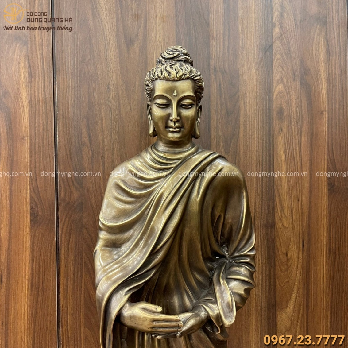 h&igrave;nh ảnh Đức Phật đi khất thực 0035