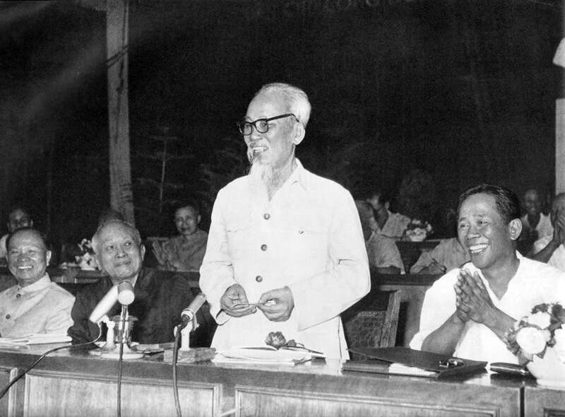 ảnh B&aacute;c Hồ
