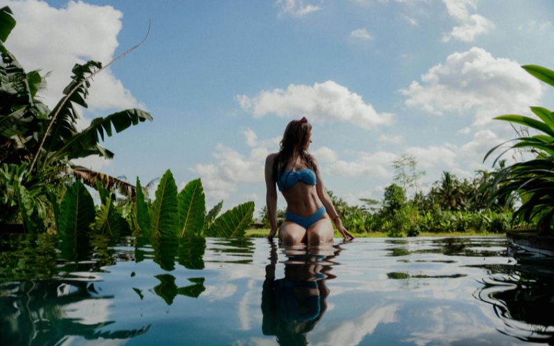 g&aacute;i xinh bikini